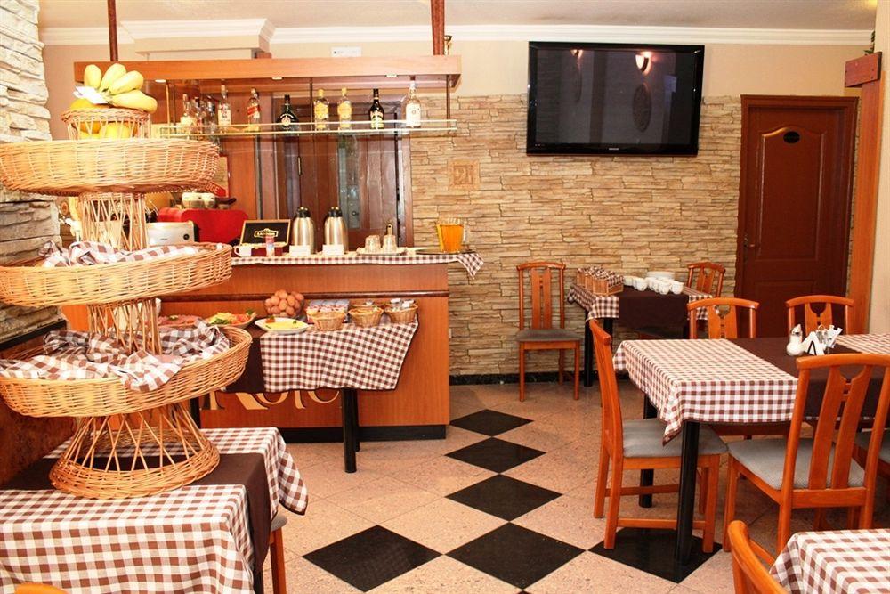 Villa Hotel Kristal บูดาเปสต์ ภายนอก รูปภาพ